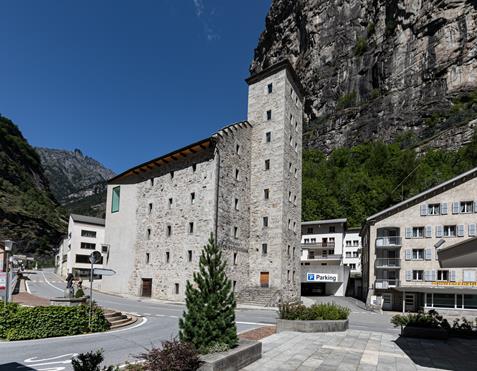 Hotel Reustaurant – Stockalperturm – Fraction Gondo – Commune Zwischbergen – Suisse